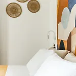 בית הארחה Neapolis 4*